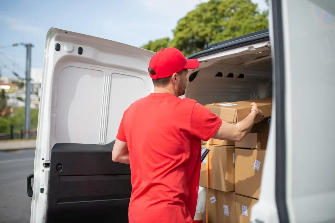Hire and Reward Car Insurance: What Deliveroo, Uber and Amazon Flex Drivers in the UK Actually Need